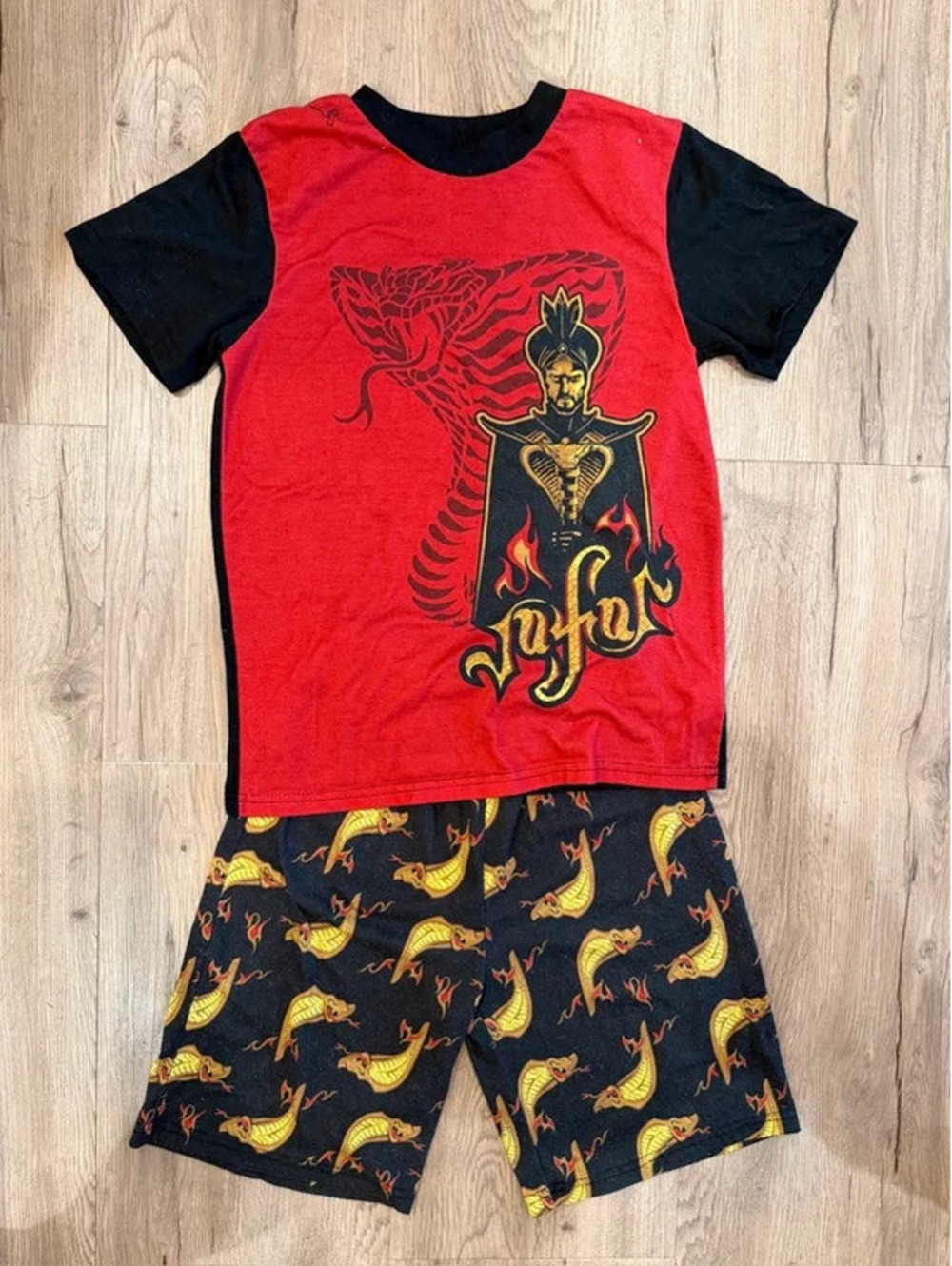 Youth Boys Aladdin Jafar Short Sleeve Pajamas Size Medium